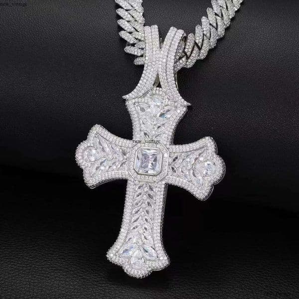 Designer Jewelry S Sier Mosonite Necklace Cross Pendant Cuban Link Chain with Seconds Over Tester Iced Out Vvs Moissanite Dia fb