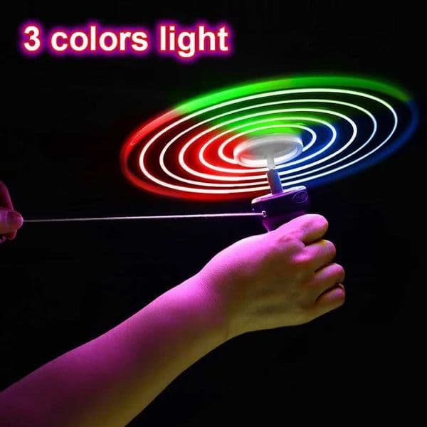 1pc Pull Wire Glow UFO Funny Spinning Flyer Luminous LED Light Handle Top Classic Toys for Kids Outdoor Sport Parent-child Game W250210