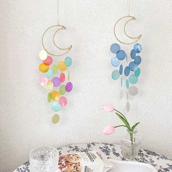 Dreamy Natural Shells and Moon Shape Wind Chimes Dream Catchers Hanging Shell Pendant With Crisp Ringtones Home Decoration Craft W250214