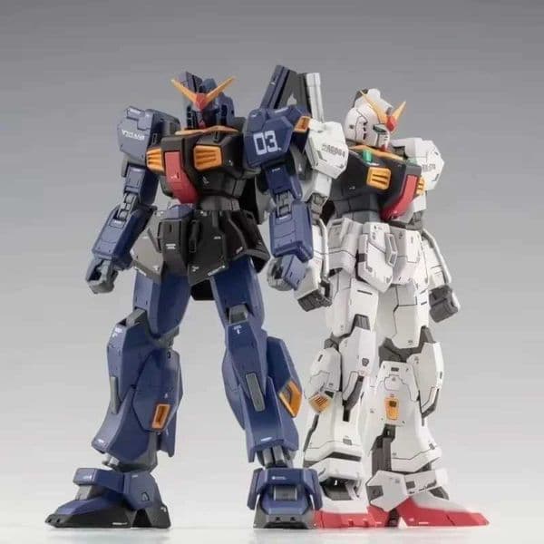 RX-178 Newborn MK-IIDual Color Scheme HG 1/144 Assemble The Model Action Figures Desktop Decoration Toy Gift Collectible W250228
