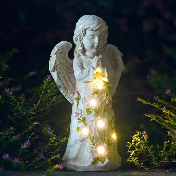 Solar Garden Outdoor Statues Angel with Succulent and 7 LED Lights Outdoor Lawn Decor Garden Figurine for Patio Balcony Yard 250604