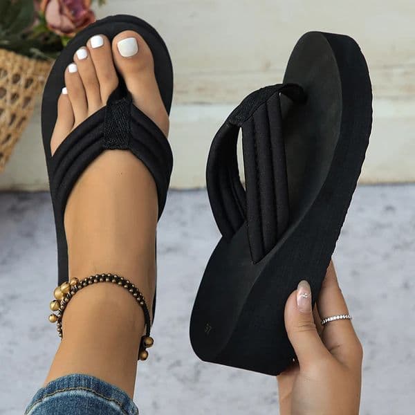Lightweight Wedge Flip Flops for Women Fashion Clip Toe Platform Slippers Woman 2025 Summer Thick Bottom Non Slip Beach Slides 250605