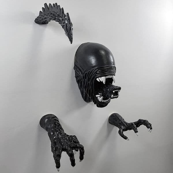 Wall Hanging Ornaments Giant Xenomorph Head Xenomoprh Wall Art Alien Xenomoprh -Xenomorph Mask Facehugger Mask Towel Rack Hooks