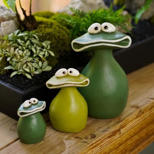 Creative Resin Crafts Outdoor Big Mouth Frog Statue for Garden Home Desktop Decor Durable Artwork Unique Animal Sculpture 250609
