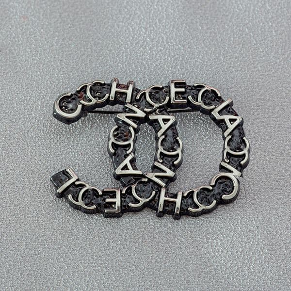 Luxury Vintage Brooches Designer Men Womens Brooch Pins Brand Gold Letter Pin Lady Gift Jewelry Accessories 20 Style L260529