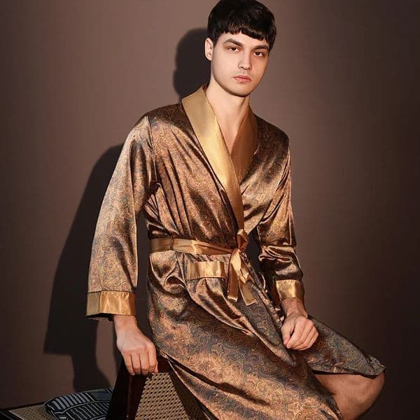 High Quality Nightrobes Men Summer Thin Bathrobe Large Size Ice Silk Printed Pajamas Onepiece Robe Male Loungewear Gents Spring 250609