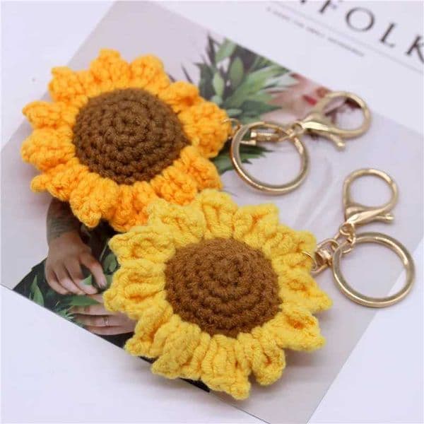 Creative Handmade Knitted Sunflower Keychain Keyring For Women Girl Cute Crocheted Flower Pendant Car Key Ring Handbag Gifts New Z250611