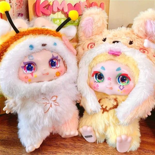 Blind box Kimmon V8 Kawaii Plush Vinyl Box Wilderness Dream Tide Play Mystery Desktop Ornament Cute Gift Decoration for Girls