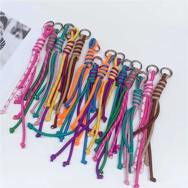 Korean Charm Nyi Handmade Rope Keychain Fi Bag Pendant Jewelry DiY Sports Style Couple Bracelet Colorful Pendant Gift XJ250619