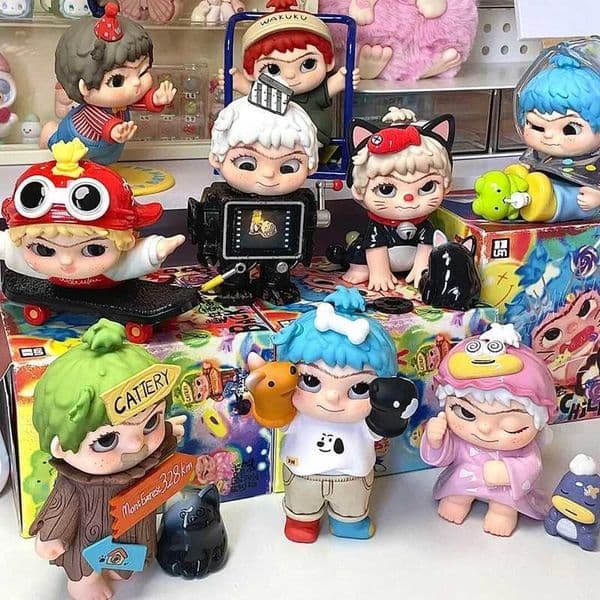 2026 New Back To Childhood Wakuku Series Blind Cute Doll Anime Figures Mystery Box Desktop Ornaments Collect Model Kid Toy Gift Z250620 Toys
