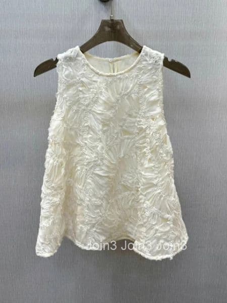 2025 Womens Clothing Sleeveless Blouses Temperament Tops Camisas De Mujer O-neck Sleeveless Loose Folds Summer Blouse Shirts