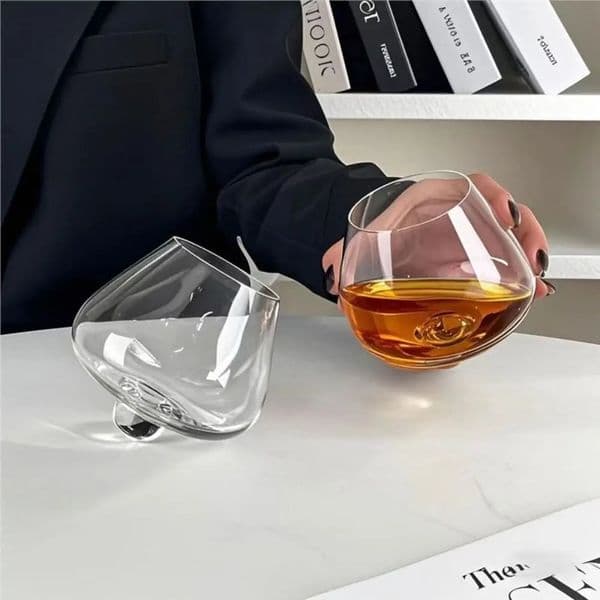 Rotating Cognac Glasses Cup Tumbler European Style Irregular Whiskey Wine Glass Transparent Whiskey Liquor Glasses Beer 250625