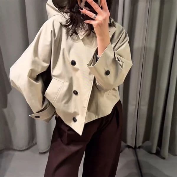 2025 womens clothing European and American style fashionable sense lapel bat style short windbreaker 250626