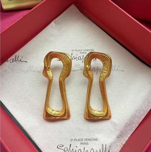 New Designed women oversized earrings Classic Series Gold Keyhole Exaggerated Earring Ear studs Designer Jewelry Schiaparelli-R002