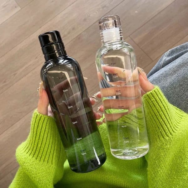 est Water Cup Sport Water Bottle With Time Scale Couple Plastic Portable Water Container Anti-drop Bottle 250628