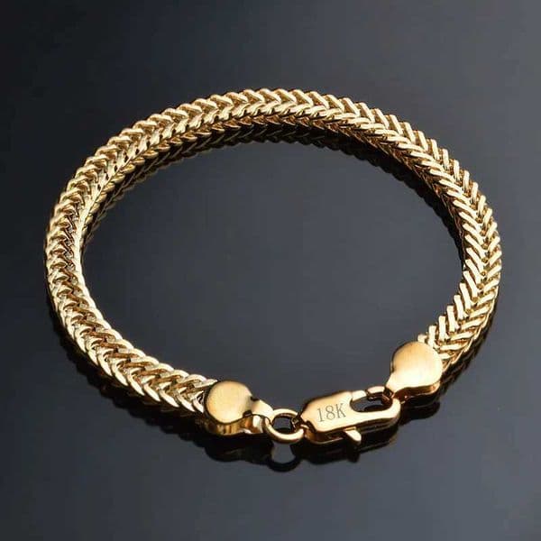 Classic Shiny 18k Gold Snake Chain Bracelet for Men and Women Jewelry for Daily Party Travel Best Popular Fast Shipping W250630