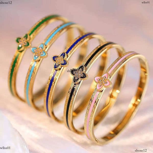 High-quality Fashion Women's gold Bracelet, High-end clover Sterling silver Bracelet Jewelry