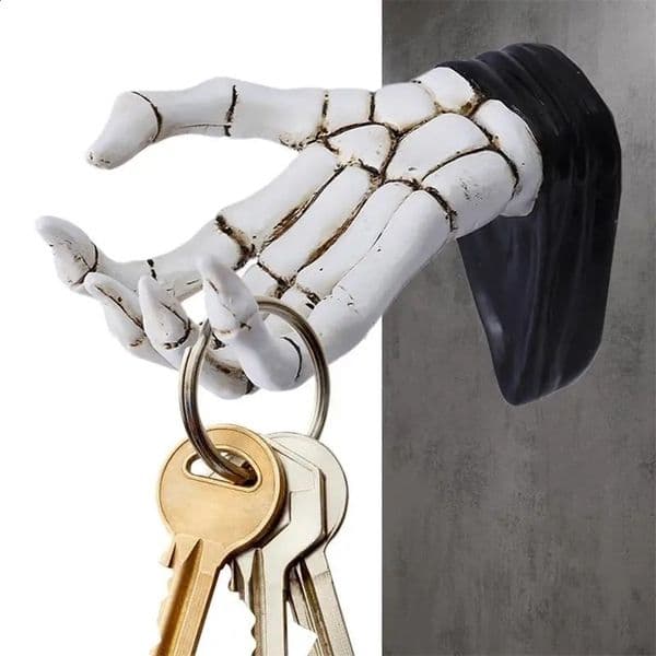 Creative Key Holder Hand Wall Hook Resin Bone Claw Wall Hook Horror Wall Mount Key Holder Wall Decor for home outdoors 241217
