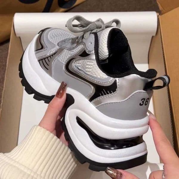 Womens Fashion Sneakers 2024 New Casual Running Sneakers Design Luxury Womens Shoes Breathable Tennis Shoes Platform Shoes Z250930
