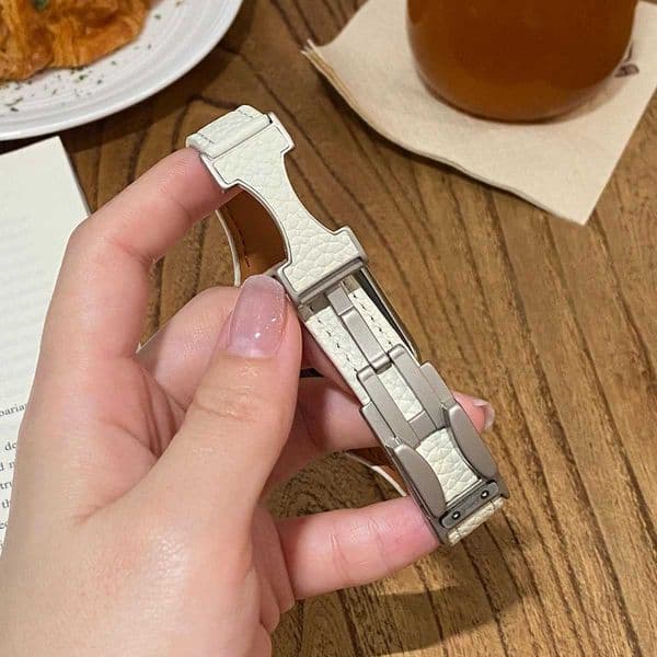 Leather Strap for Watch Band 10 9 8 46mm 42mm 41mm 44mm 45mm 40mm Women Magnetic Watchband Bracelet Belt iWatch 7 se 6 5 4 Z250924