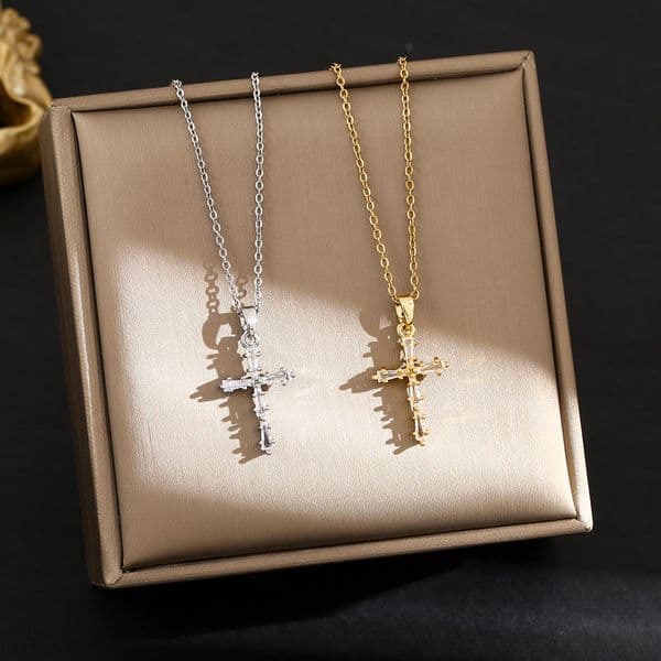 INS Minimalist Style New Fashion Jewelry Cross Pendant Niche Design Sense Simple Elegant Necklace for Women