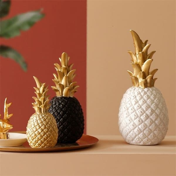 Golden Modern Pineapple Nordic Style Ornament Desktop Creative Wine Cabinet Window Home Living Room Ramadan Decoration for Gift 210318