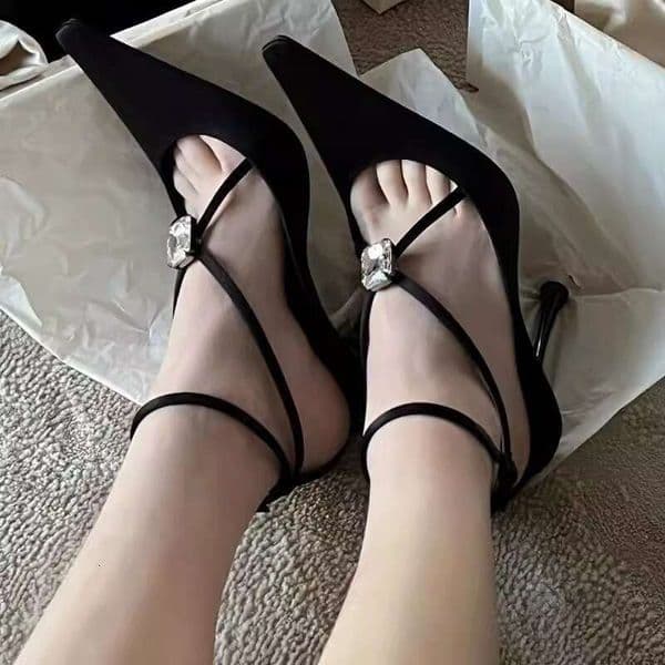 35-42 Plus Size 2025 Autumn New Black Satin High Heels with Rhinestones Designer Shoe Pointed Fashion Shoes Stiletto Closed Toe Sandals for Women