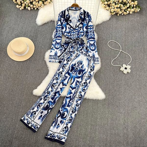 Autumn Fashion Runway 2 Piece Pants Set Women Long Sleeve Vintage Porcelain Print Belt Blouse and Wide Leg Trousers Suits Outfit 240321wtt