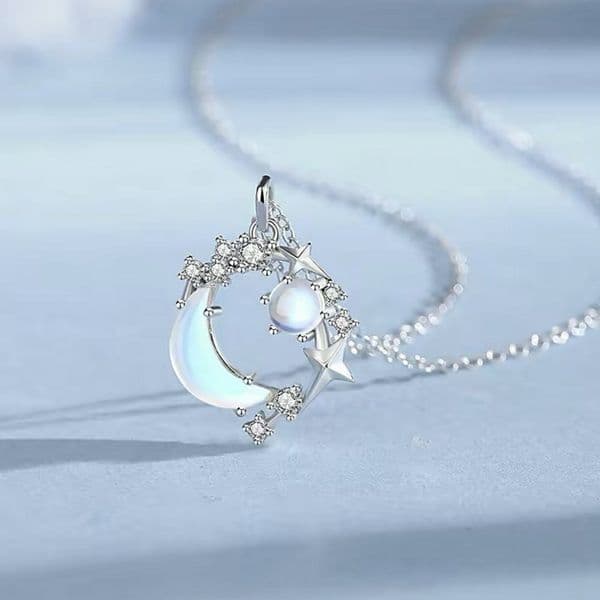 S Pure Sier Dreamy Star and Moon Necklace for Women, Super Fairy Temperament Moonstone Pendant, Design Sense Collarbone Chain, Qixi Festival Gift