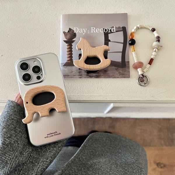 Soft Cases for iPhone 16 Pro Max Electroplated wooden horse Elephant Stand Phone Case Shockproof Protective Phone Cover for Women Girls for iPhone Soft TPU Cas