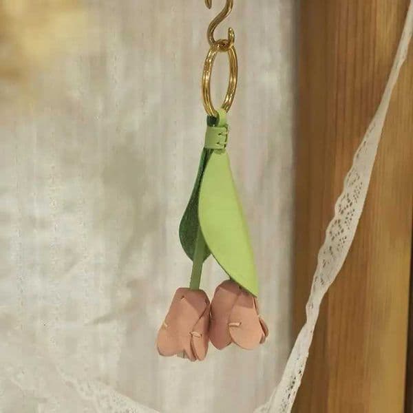 New Genuine Leather Rope Womens Tulip Bag Pendant High-end Bag Accessories Tulip Bag Charms Creative Key Rings Jewelry Gifts Z251007