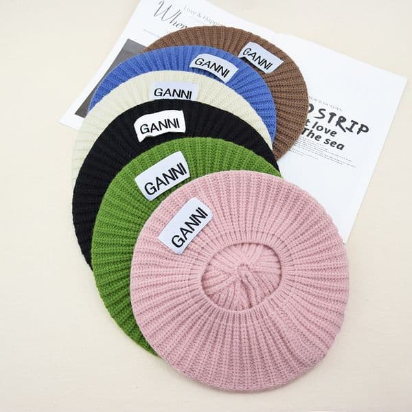 Designer gannihat Autumn Winter Beret Korean Style Letter Knitted Hat Artistic Female Painter Personality Woolen