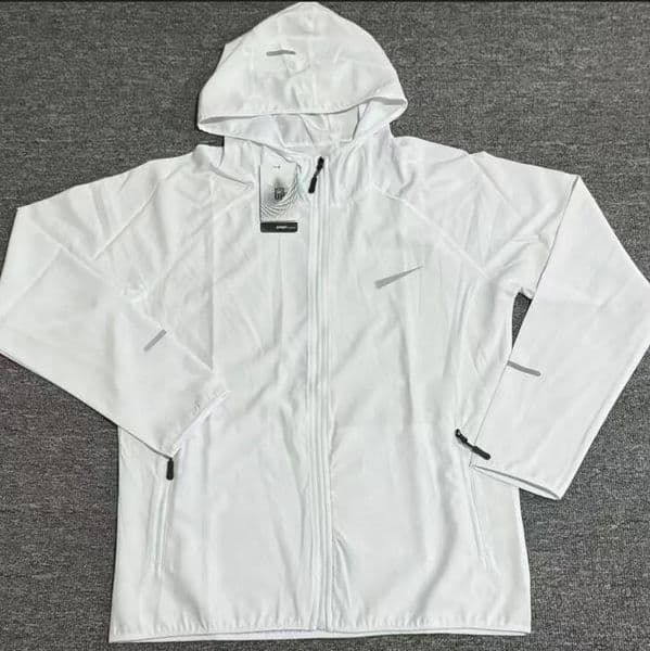 Men jackets windbreaker zipper hoodie Men coat retro hoodies Sweatshirt Windproof street sports suit fashion Designer Jackets