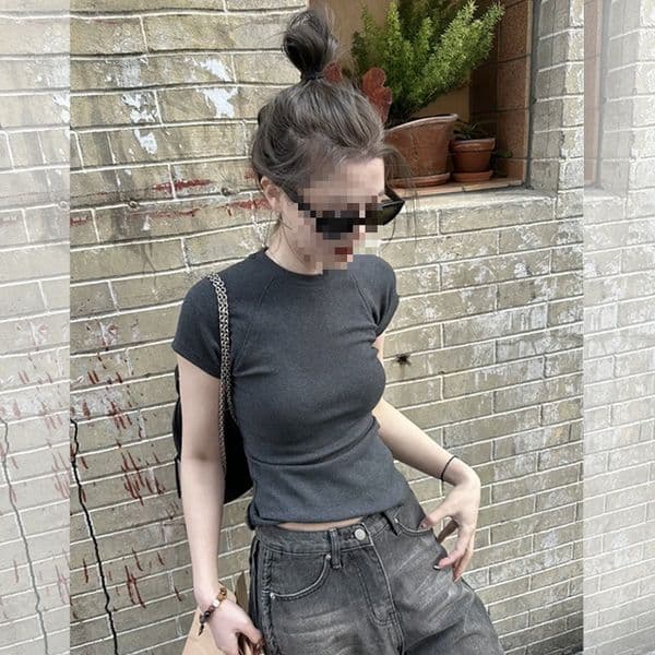 Solid Color Basic Round Neck Short Sleeve T-shirt For Women Slim Designer Shirt Fit Designer Hoodie Base Layer Summer 2025 New Versatile Short Top