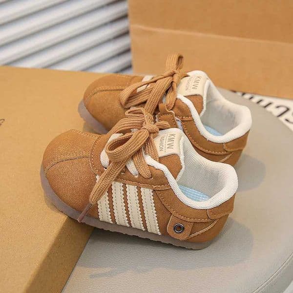 06Years Baby Autumn Casual Antislip Sneakers Childrens Skateboard Shoe Breathable Boys Girls Toddlers Sports Shoes Y251011 XJ260122