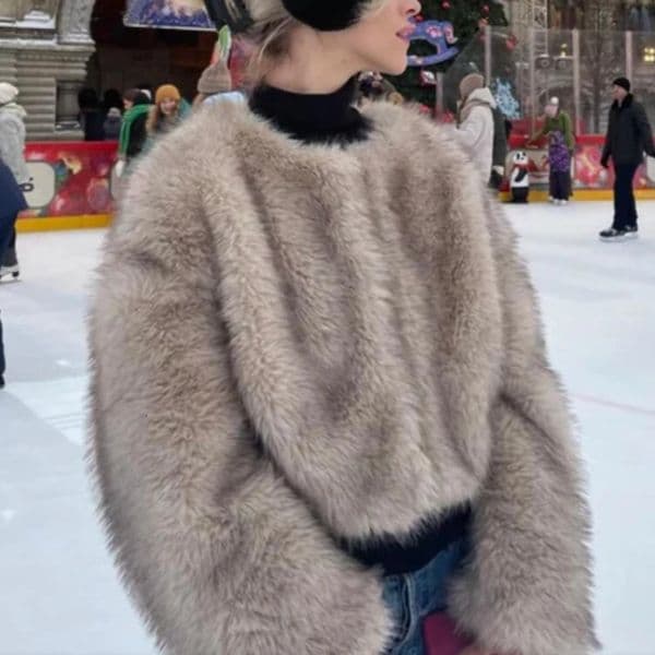 Autumn Winter Fashion Gradient Fluffy Fur Coat Women High Street y Faux Fox Jacket Female Overcoats 241104