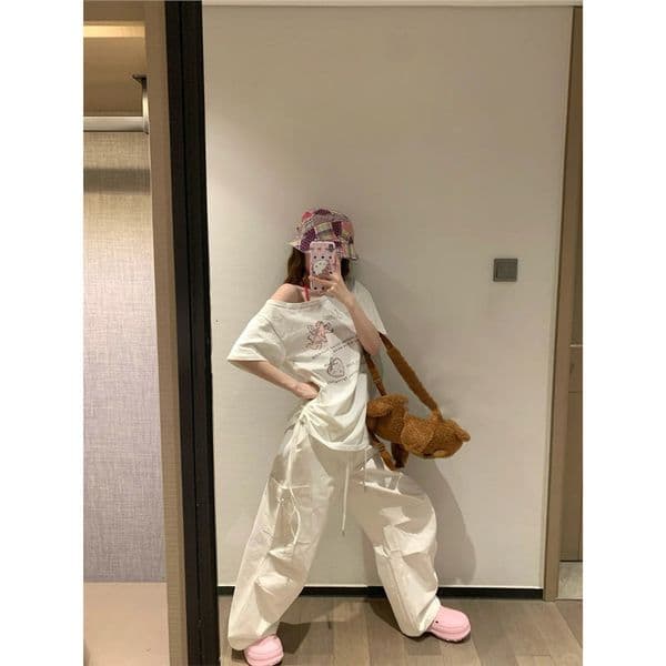 2025 New Korean Style Sweet Drawstring Off-shoulder White Designer Shirt Short Sleeve T-shirt For Designer Hoodie Women Summer Loose Unique Top