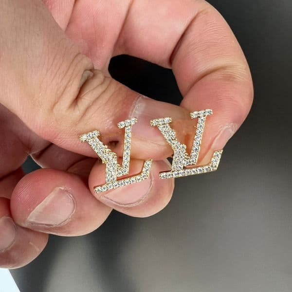 Stainless steel Full diamond micro inlay V stud Women girls 18K gold silver Fashion Earrings Designer Studs Top Quality Engagement wedding Earring For Lady thumbnail 2