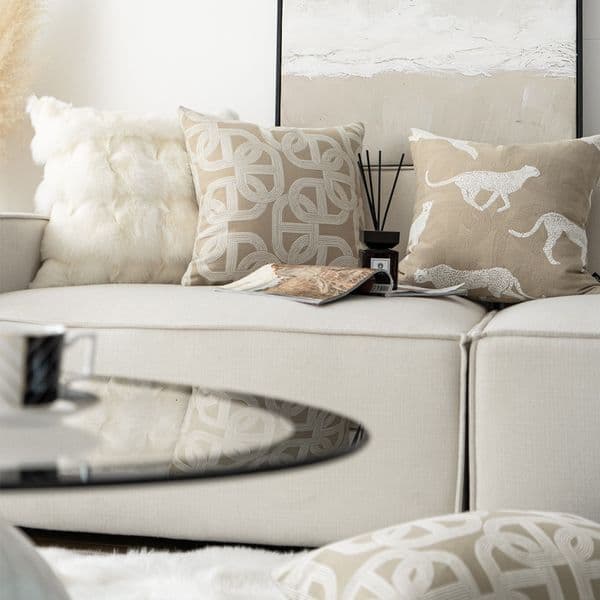 2026 Luxury Designer H Pillowcase Light Hotel Model Modern Simple Sofa Living Room Throw Waist Bed Head Cushion Pillow Home Decor Shipping 05 Free Shipping