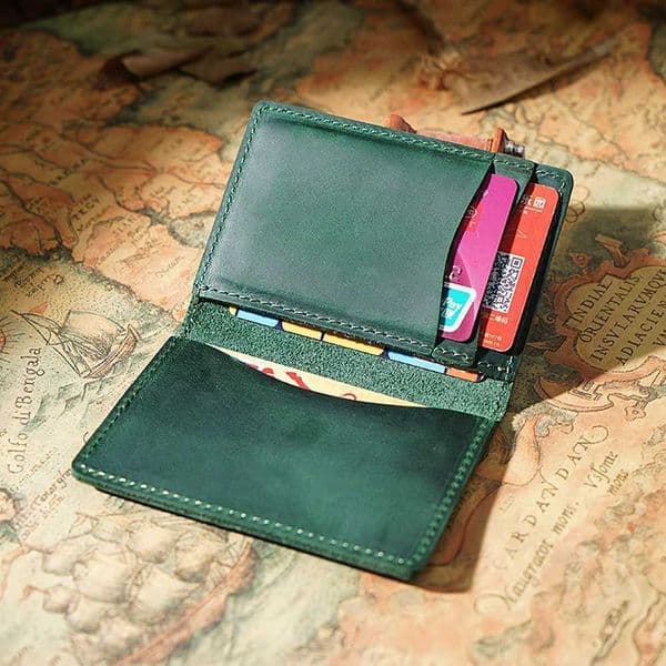 Credit ID Card Holder Vintage Design Crazy Horse Leather Customized Business Men Women WalletL251015