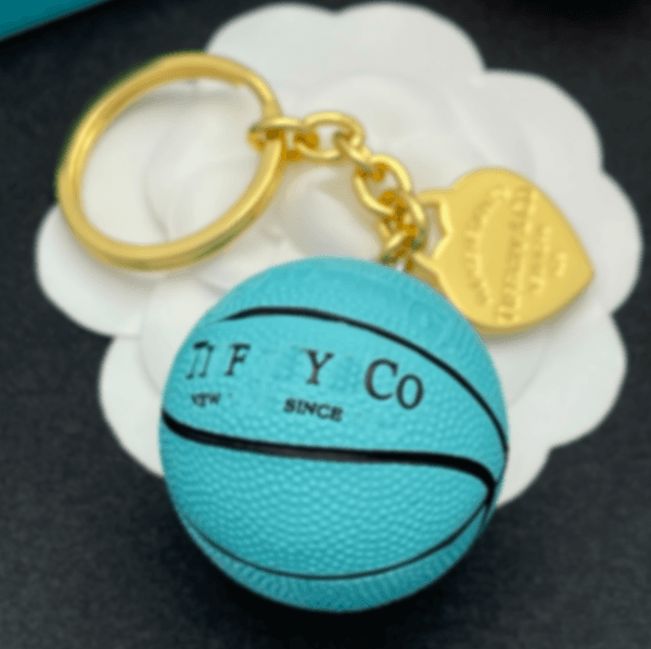 Classic Tify Keychain Anti Loss Basketball Keychain Pendant Heart Shape 18k Gold Pendant Birthday Gift for Classmates Z260514