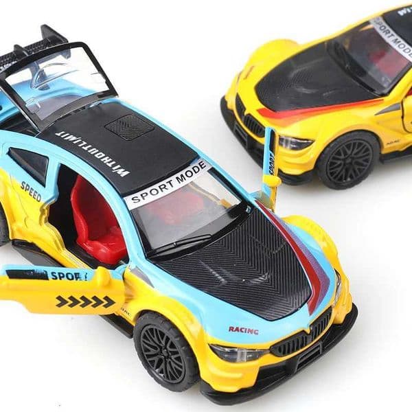 Three Door Exquisite Gift Alloy Sports Car Boy Racing Model CHILDRENS Rebound Toy 136 W251016