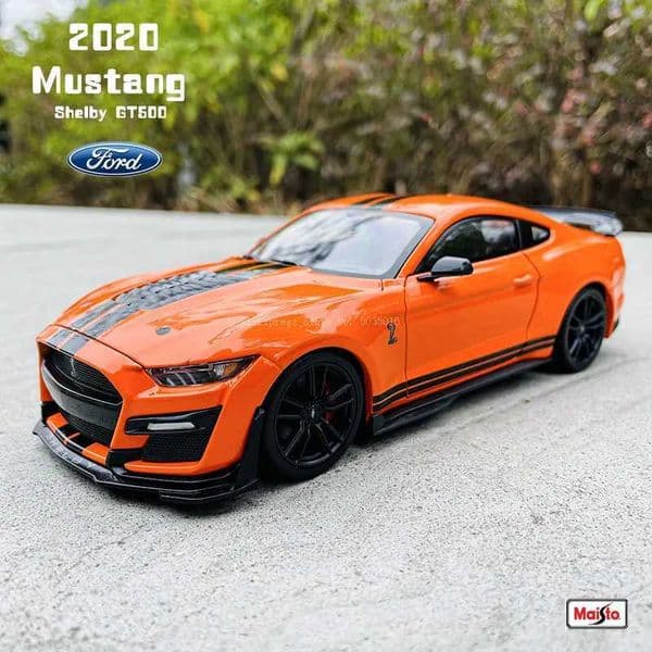 Maisto 124 The new Ford 2020 Mustang Shelby GT500 alloy car model handicraft decoration collection toy tool gift Die casting W251016