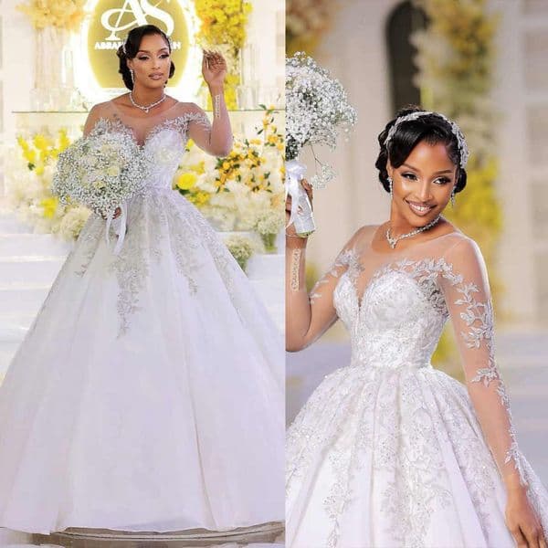 Graceful Beadeds Wedding Dresses Jewel Long Sleeve Ball Gown Bridal Dresses Appliques Plus Size Customized Vestidos De Novia