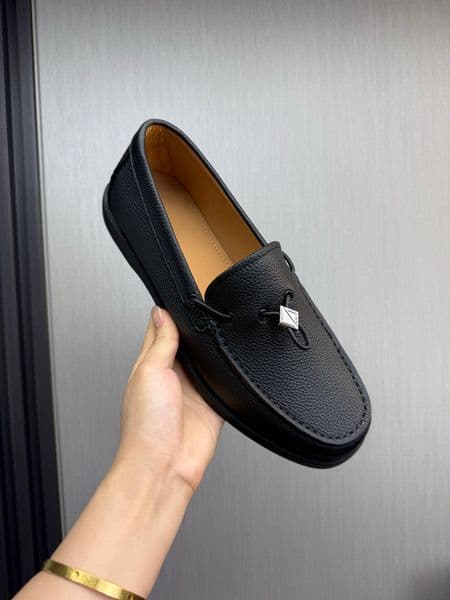 2025 Men Dress Shoes Designer Fashion Business Flat Shoes Low Top Suede Oxfords Male Casual Moccasins Sneakers Size 38-45