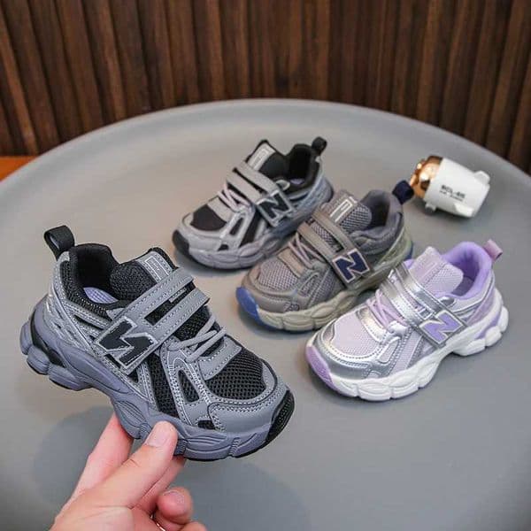 Childrens Thicksoled Sneakers Spring and Autumn Casual Girls and Boys Nonslip Softsoled Joker Breathable Mesh Walking ShoesT251017