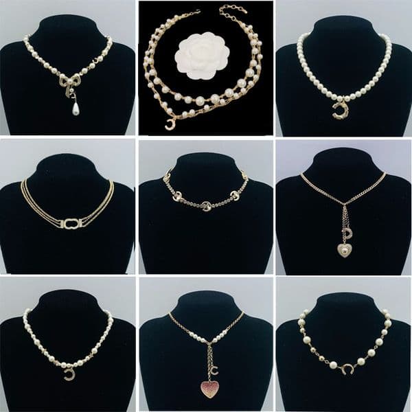 Luxury Pearl Necklace Designer Glod Plated Brass Pearl Necklaces Crystal Fashion Letters Woman Pendant Jewlery Party Gift