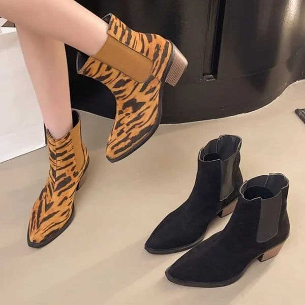 Fiable New Pointed Sexy Leopard Print Casual Work Boots for Winter Comfort Elegant Temperament Short Boots for WomenXJ251020