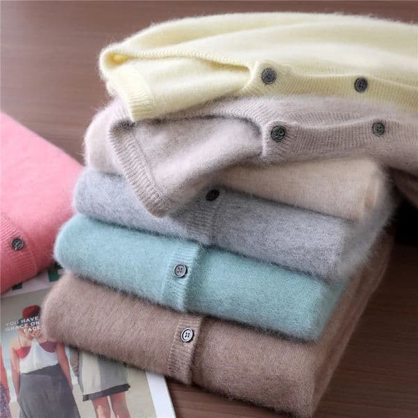 Women 100 Mink Cashmere Sweater ONeck Buttons Cardigan Autumn Winter Soft Warm Cable Kint Sweater Casual Long Sleeve Tops 251016