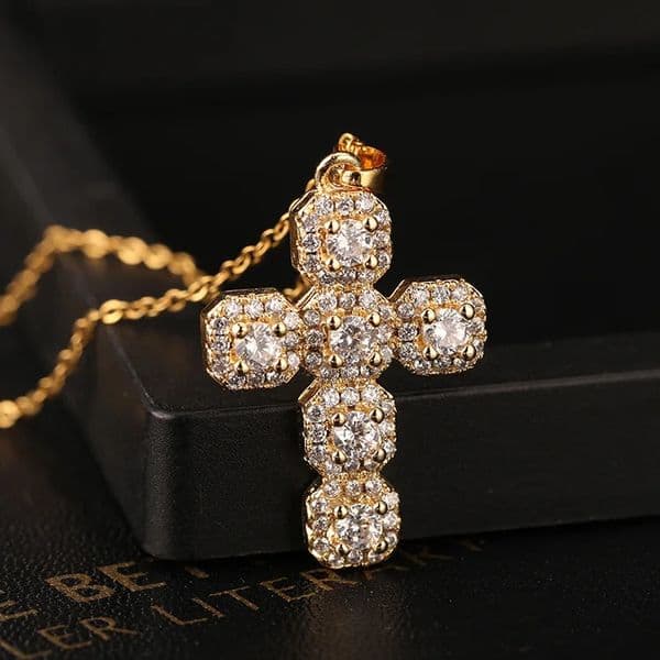 Fashion Classic Gold Plated Cross Necklace for Women European and American Charm Micro Stone Stainless Steel Pendant Jewelry 251015